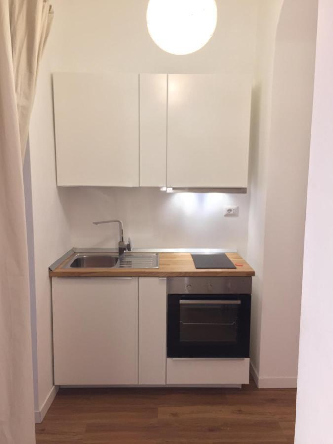 Central Suite Apartment Μπάρι Εξωτερικό φωτογραφία