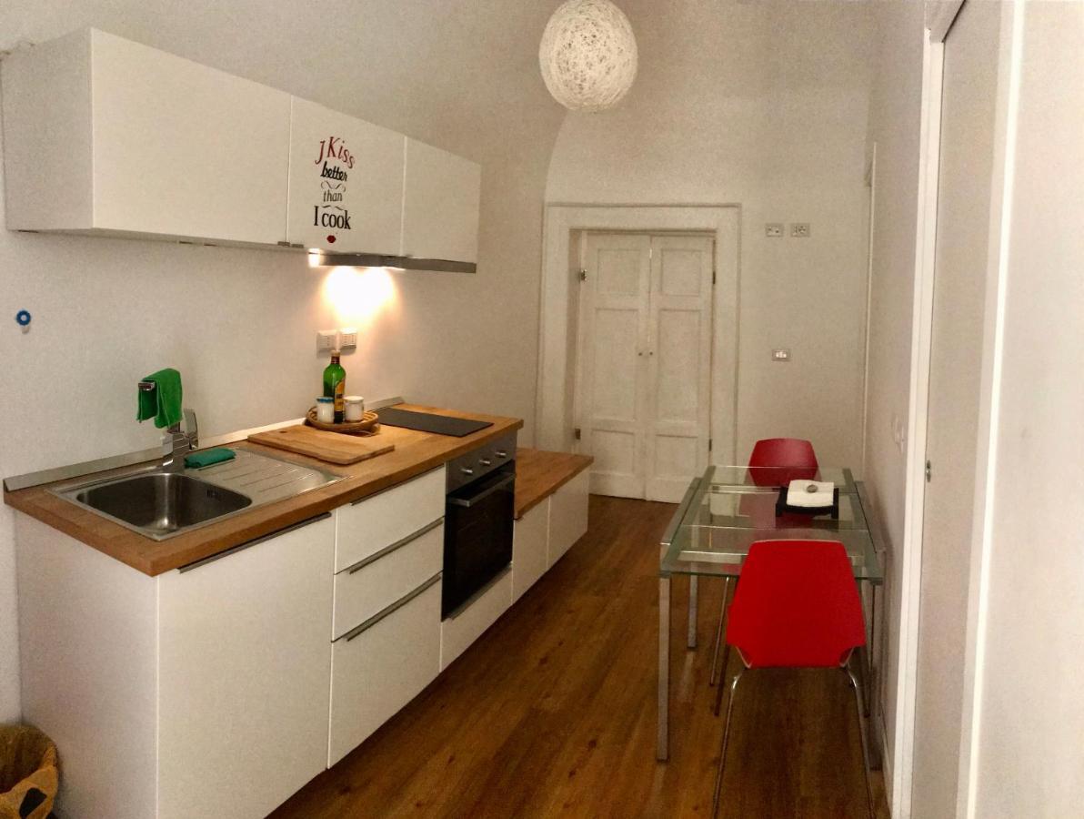 Central Suite Apartment Μπάρι Εξωτερικό φωτογραφία